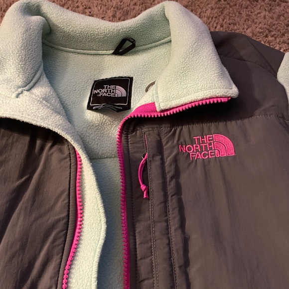 North Face size M - Picture 2 of 6